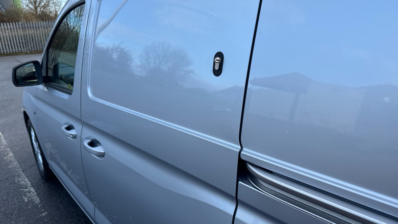 Ford Transit Connect 240 L2 Diesel 2.0 EcoBlue 122ps Limited Van Auto